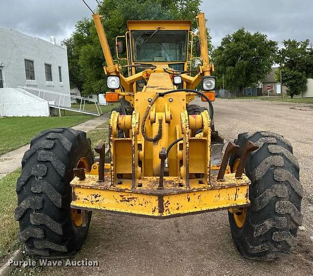 Image of John Deere 770B equipment image 1