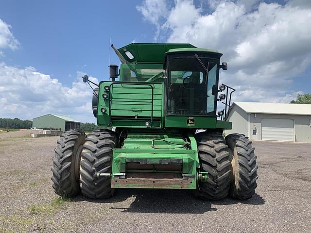 Image of John Deere 7720 Titan II equipment image 3