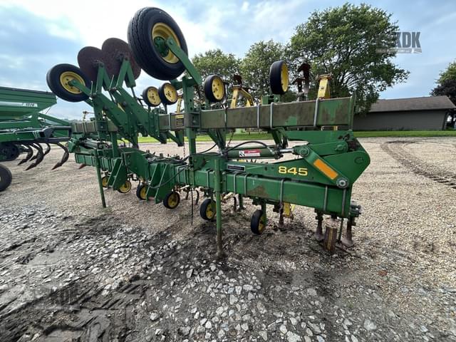 Image of John Deere 845 equipment image 3