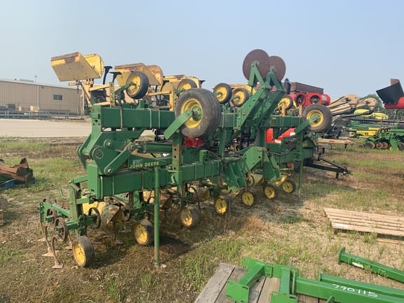 Main image John Deere 845