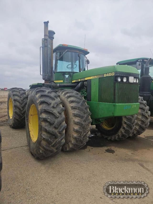 Image of John Deere 8450 equipment image 1