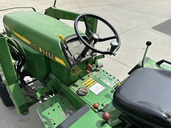 Image of John Deere 855 equipment image 4