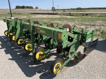 Main image John Deere 885