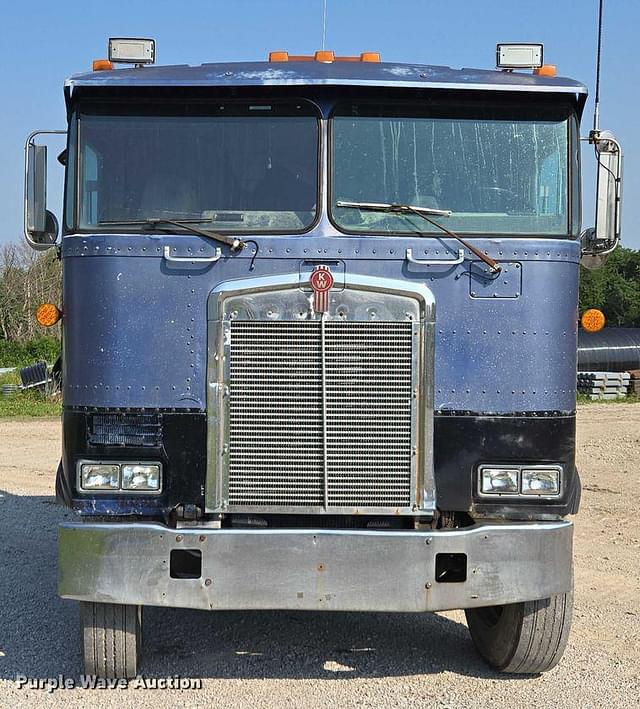 Image of Kenworth K100 equipment image 1