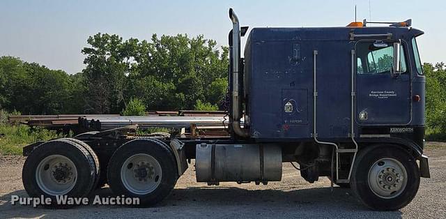 Image of Kenworth K100 equipment image 3
