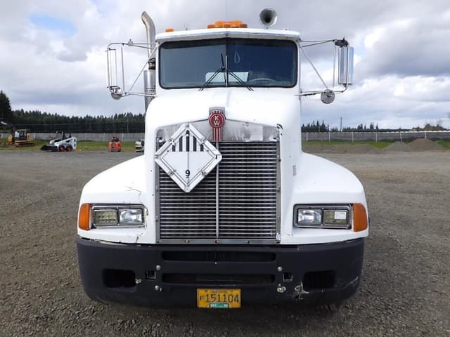 Image of Kenworth T600 equipment image 1