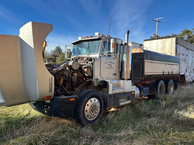 Image of Kenworth T600 equipment image 1