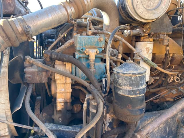 Image of Kenworth T600 equipment image 3