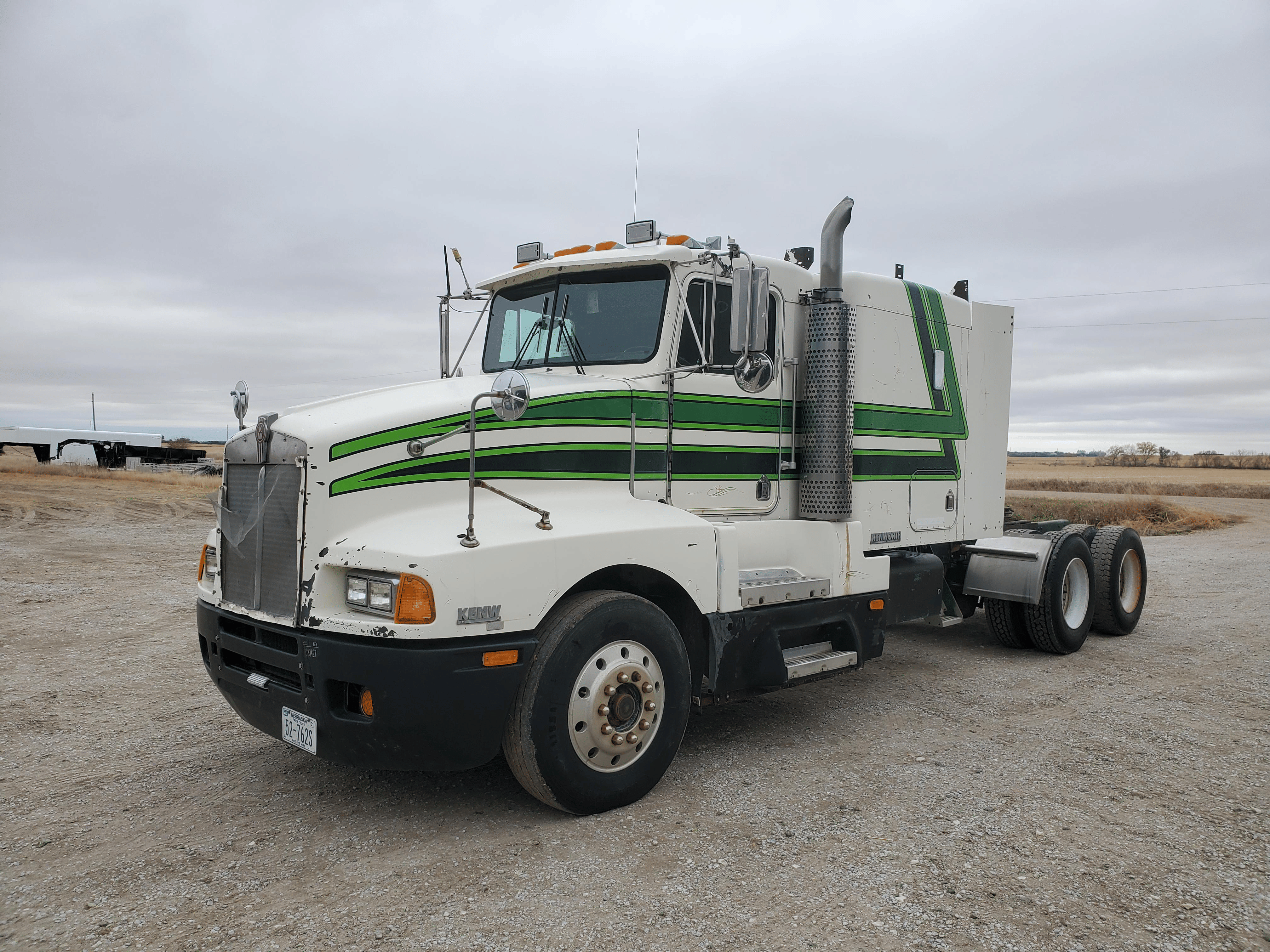 Main image Kenworth T600