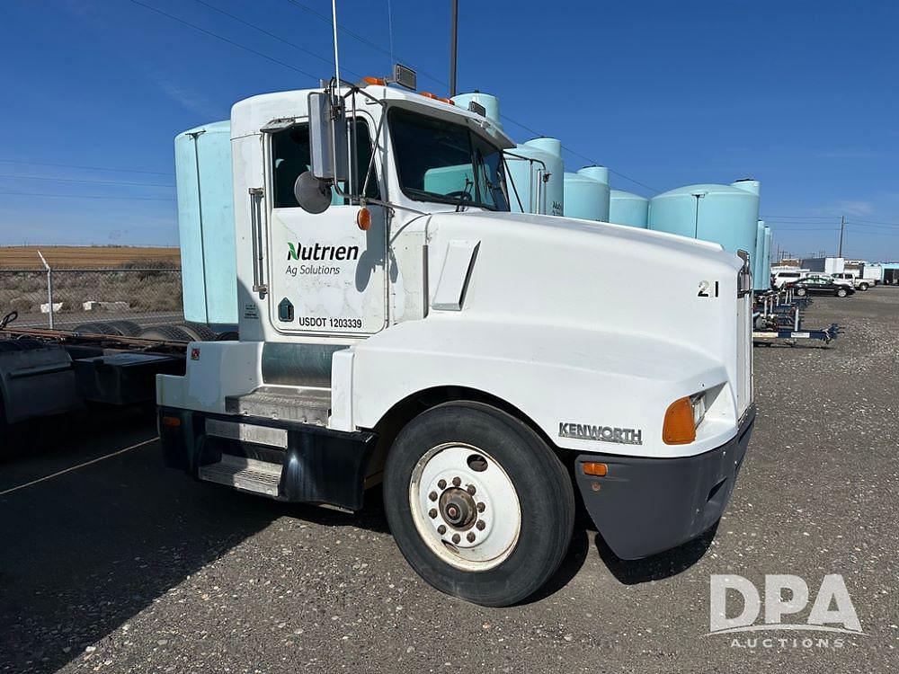 Image of Kenworth T600 Primary image