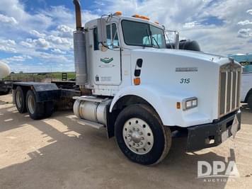 Main image Kenworth T800