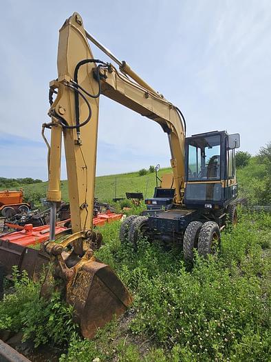 Image of Komatsu PW60-3 Primary image