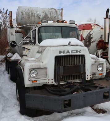 Main image Mack DM685S
