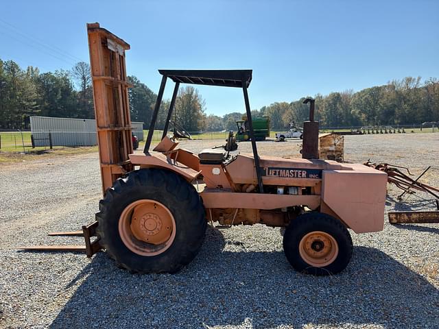 Image of Massey Ferguson LM 722-5-D equipment image 3