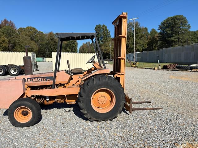 Image of Massey Ferguson LM 722-5-D equipment image 4