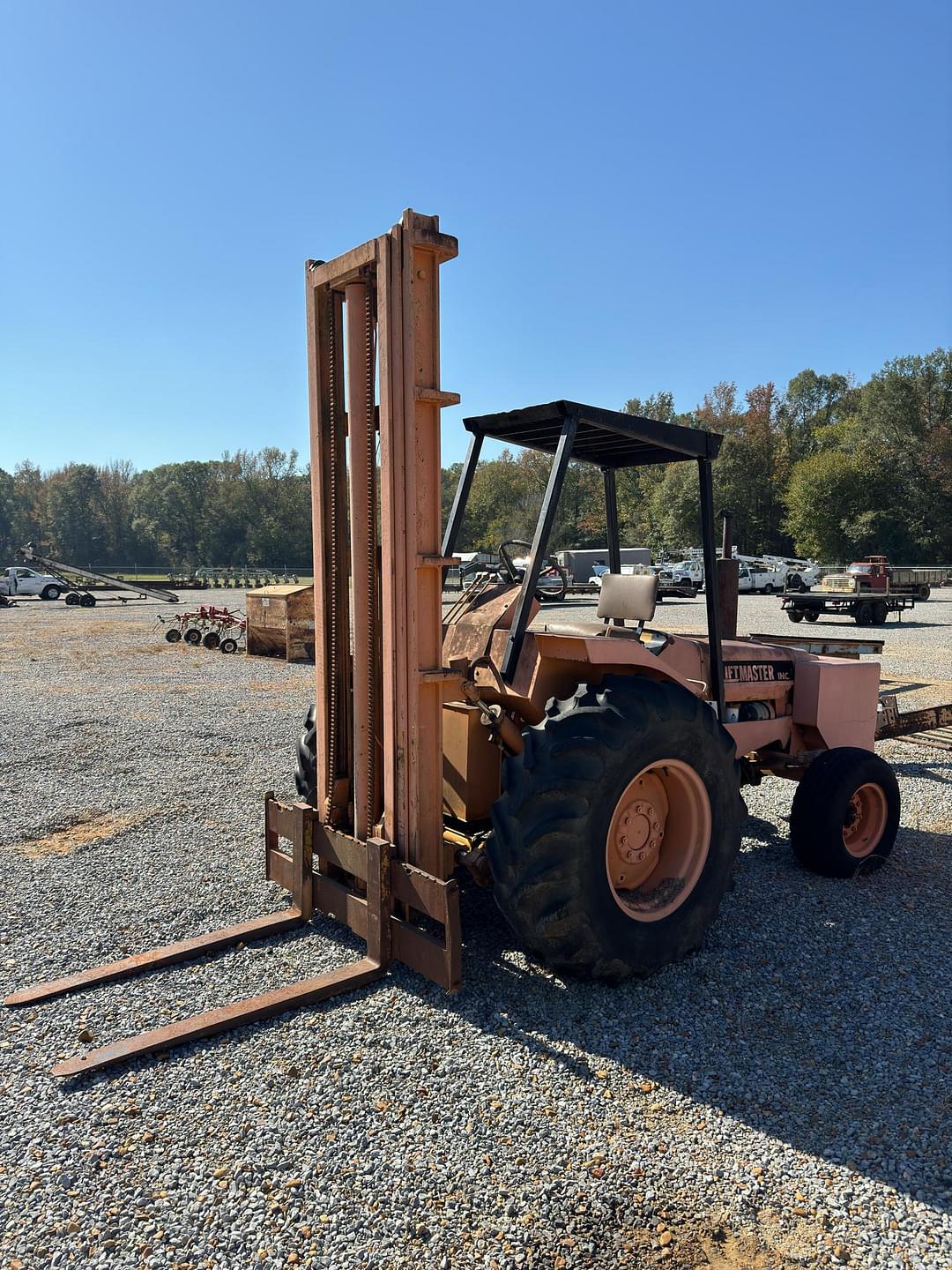 Image of Massey Ferguson LM 722-5-D Primary image