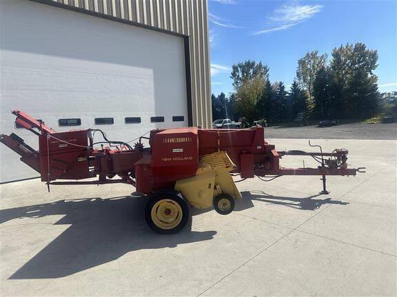 Image of New Holland 311 equipment image 1