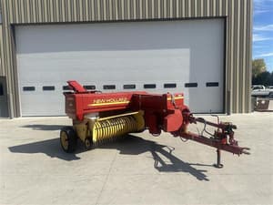 1987 New Holland 311 Image
