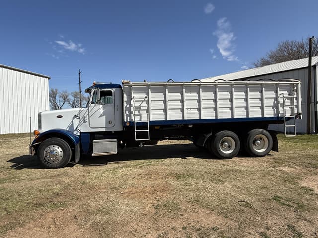 Image of Peterbilt 349 equipment image 2