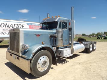 Main image Peterbilt 359