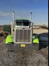 Image of Peterbilt 359 equipment image 2
