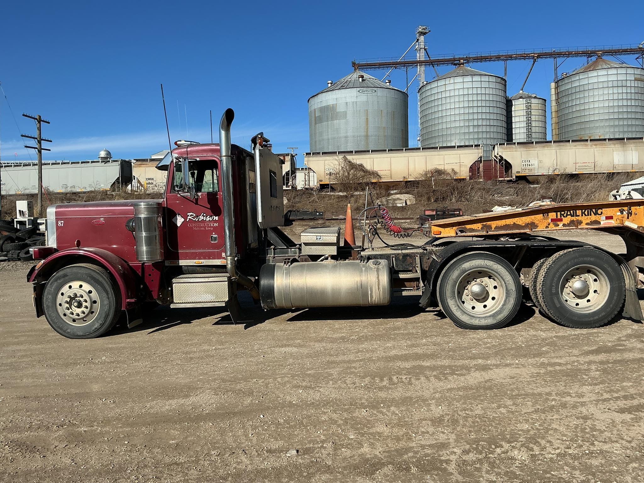 1987 Peterbilt 359 Equipment Image0
