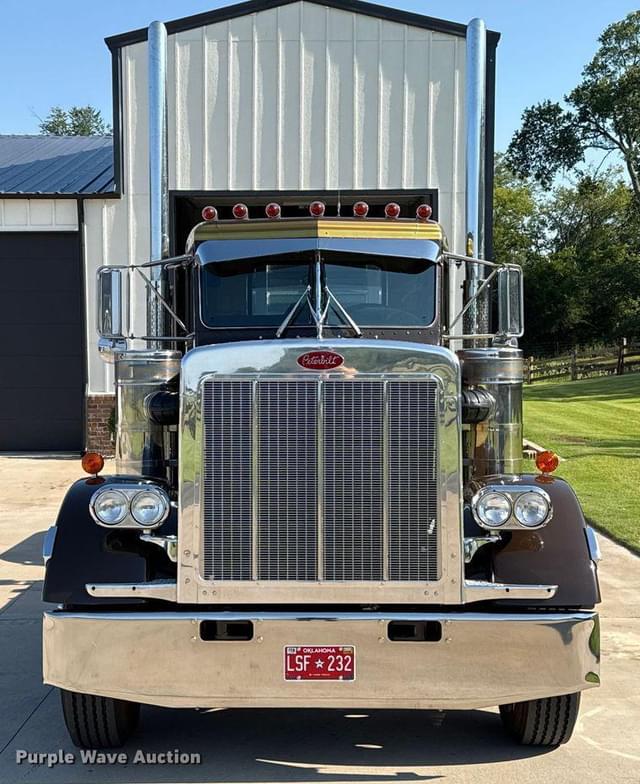 Image of Peterbilt 359 equipment image 1