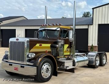 Main image Peterbilt 359