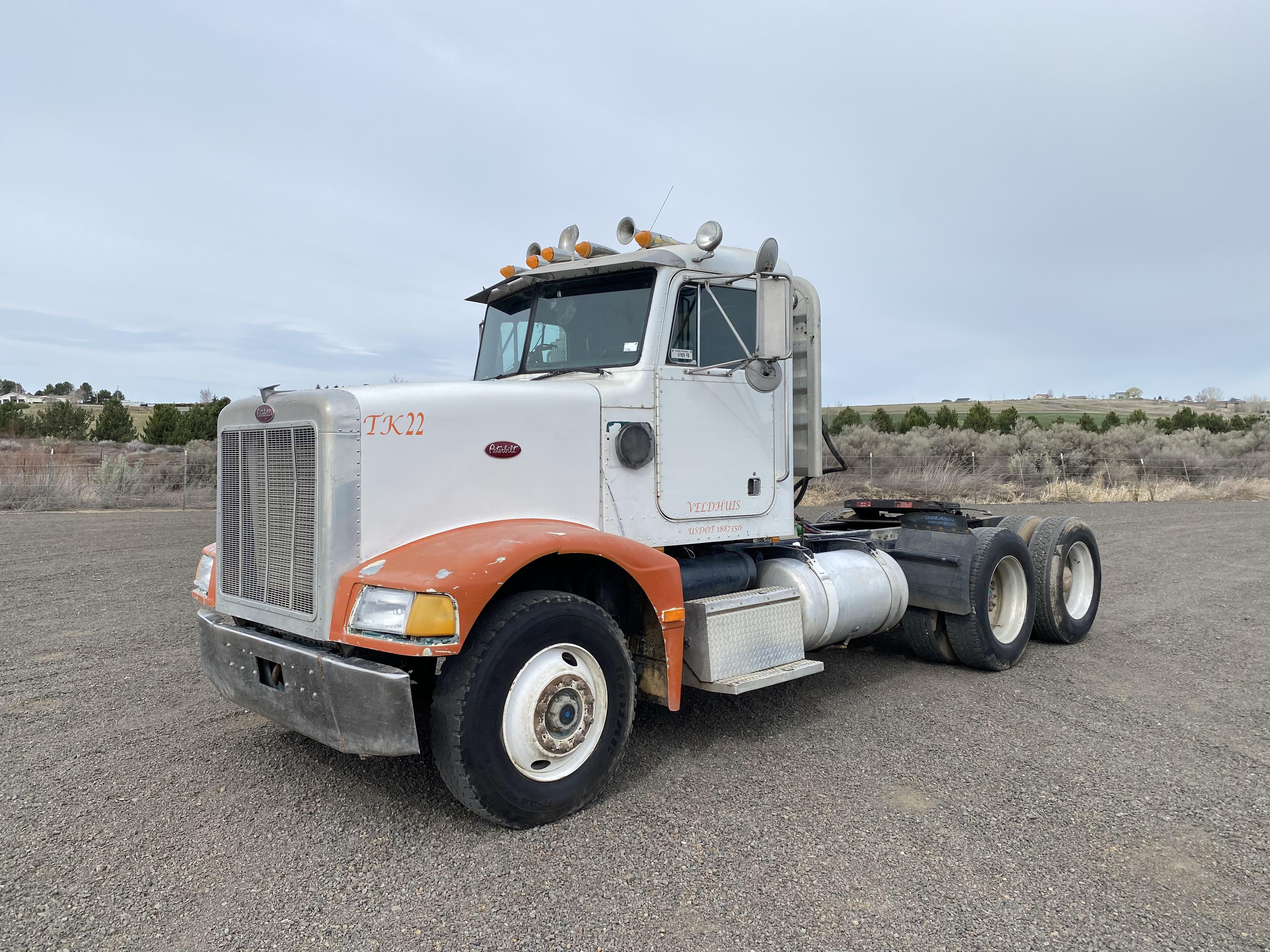 Main image Peterbilt 375