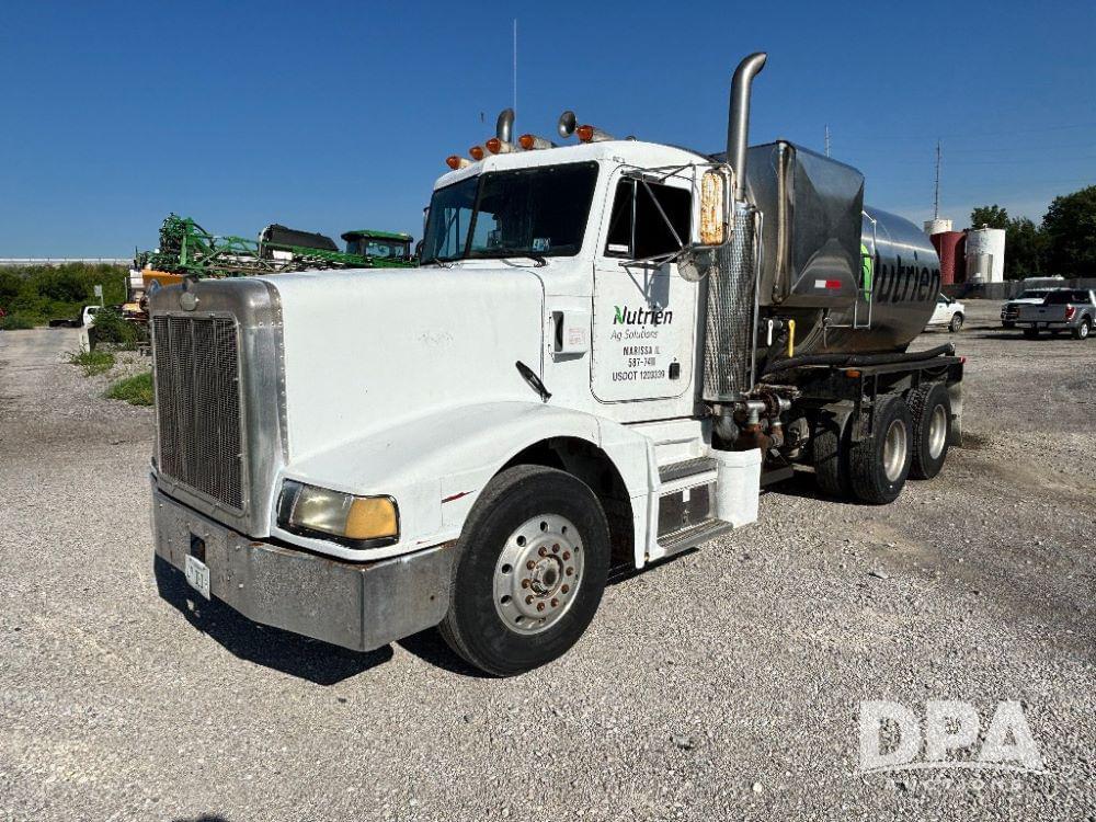 Image of Peterbilt 377 Primary image