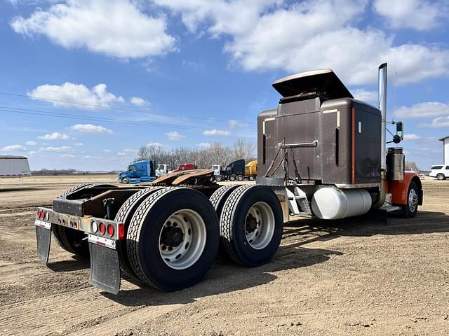 Image of Peterbilt 379 equipment image 4