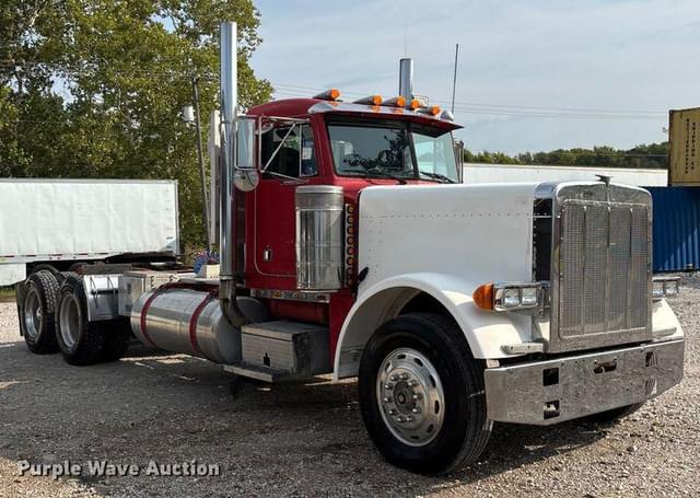 Image of Peterbilt 379 equipment image 2