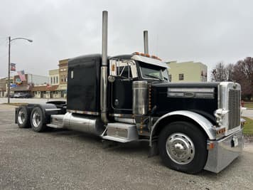 Main image Peterbilt 379