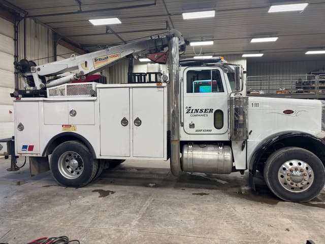 Image of Peterbilt 379 equipment image 4