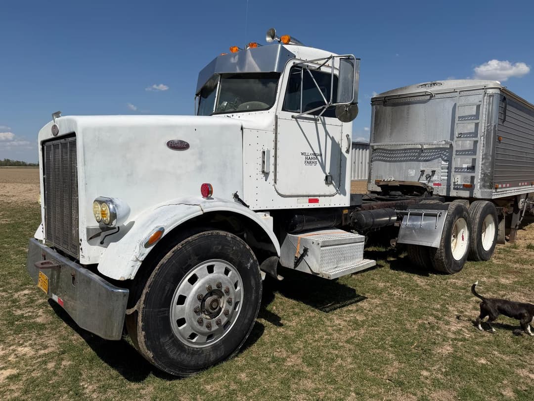 Image of Peterbilt 587 Primary image