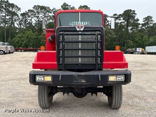 Image of Western Star 4800 equipment image 1