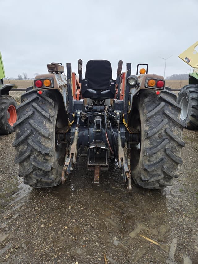 Image of White 2-75 equipment image 2