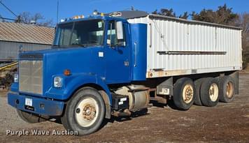 Main image White GMC