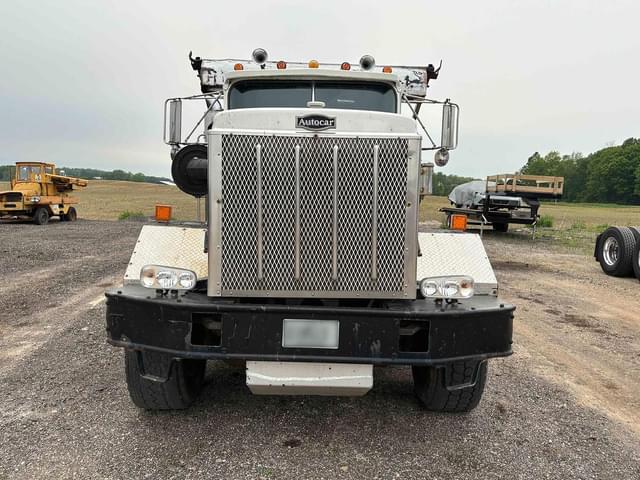 Image of Autocar Undetermined equipment image 1
