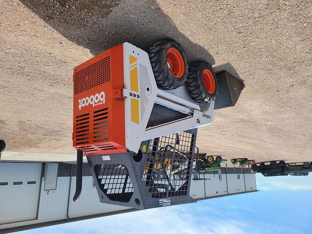 Image of Bobcat 440 equipment image 3