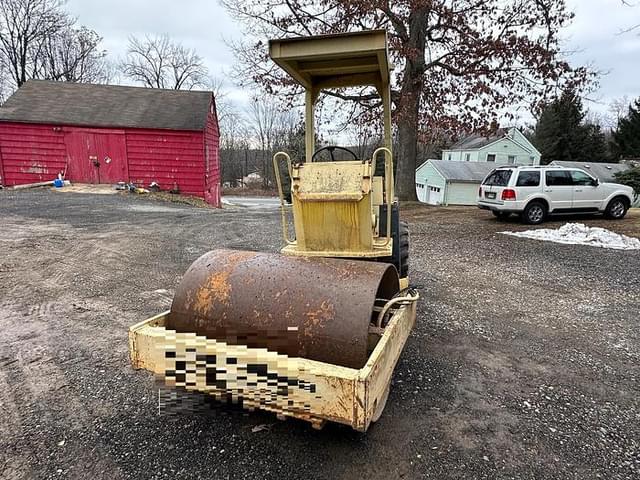 Image of Bomag BW142  equipment image 2