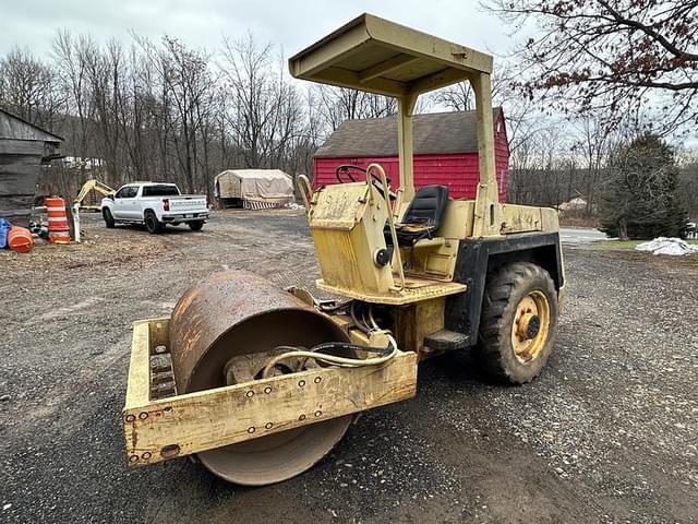 Image of Bomag BW142  equipment image 1