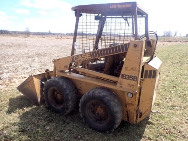 Image of Case 1835 equipment image 2