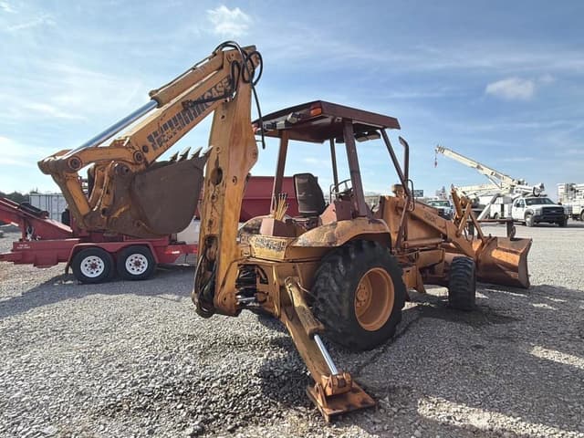 Image of Case 580K equipment image 2