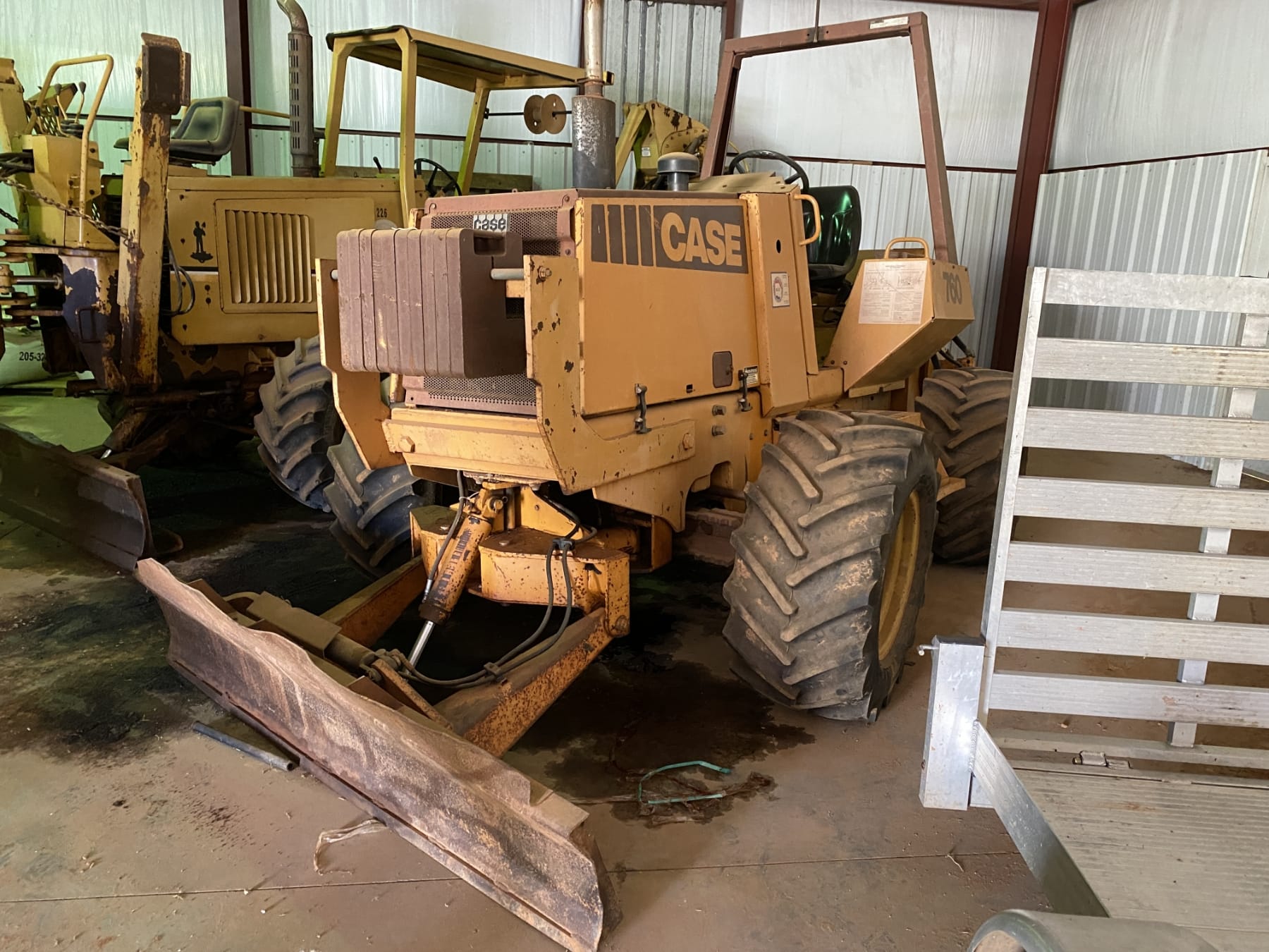 1988 Case 760 Equipment Image0