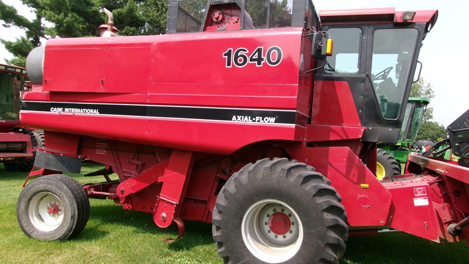 1988 Case IH 1640 Equipment Image0