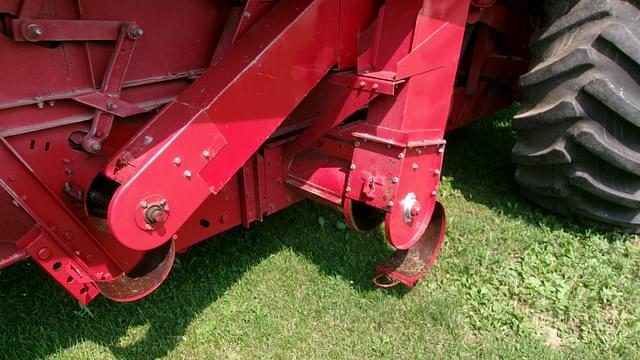 Image of Case IH 1640 equipment image 1