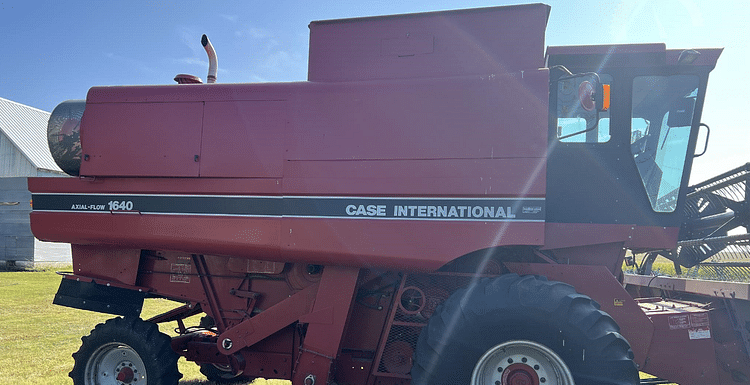 SOLD - 1988 Case IH 1640 Combines Other | Tractor Zoom