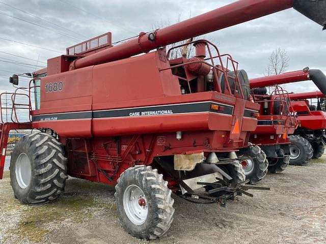 1988 Case IH 1680 Combines Class 5 for Sale | Tractor Zoom