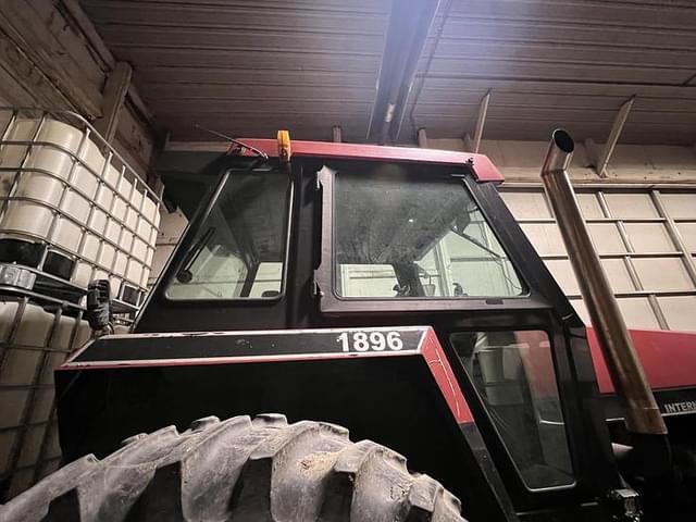 Image of Case IH 1896 equipment image 1